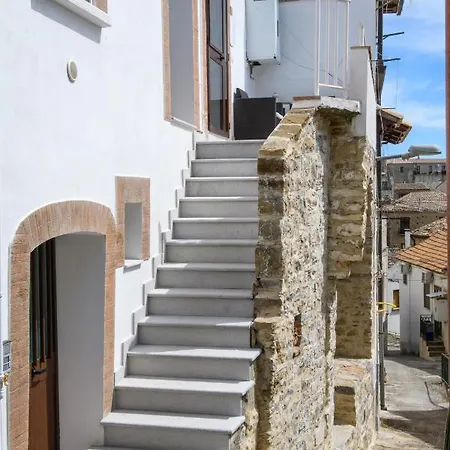 Terrazzo Sullo Ionio Alojamento de Acomodação e Pequeno-almoço 4*